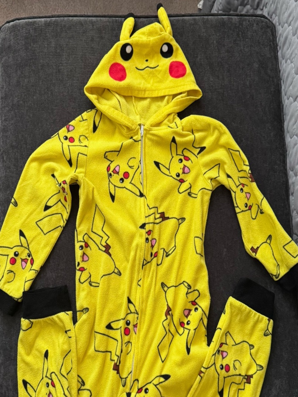 Pokémon Pikachu Onsie suit